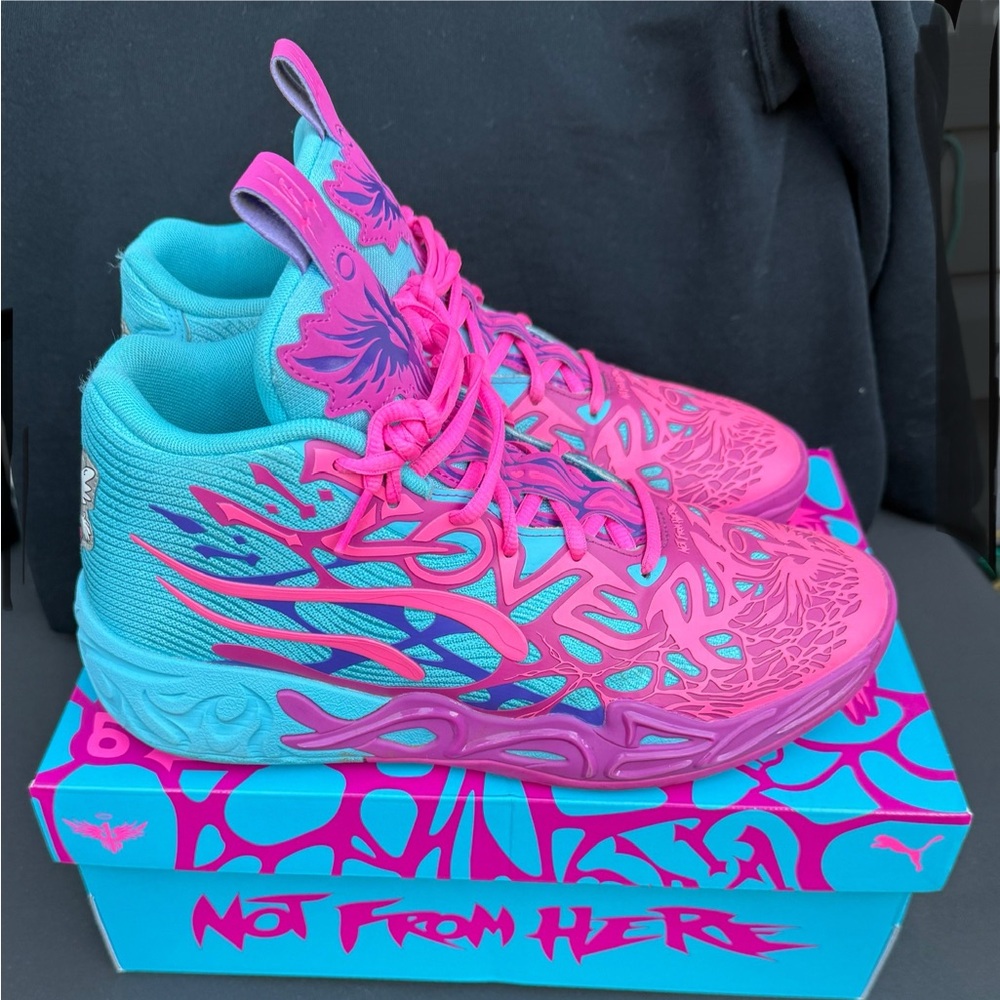 Puma x LaMelo Ball MB.04 'Iridescent Hornets' Basketball Men’s US Size 9